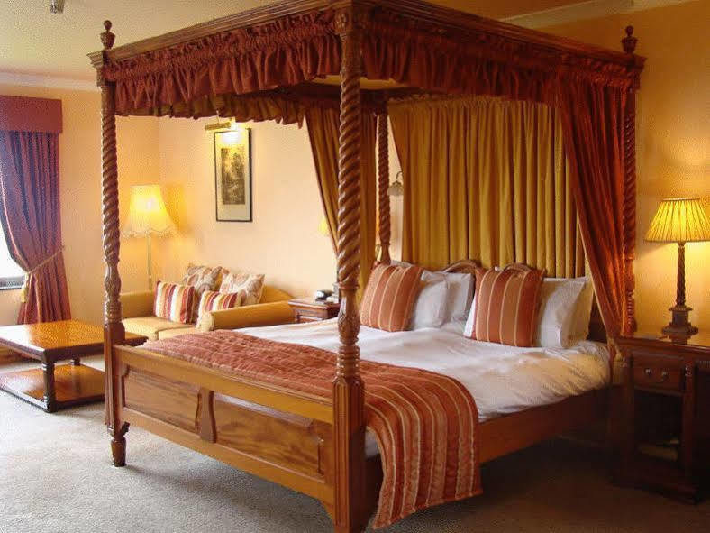 Mallyan Spout Hotel Goathland Ngoại thất bức ảnh